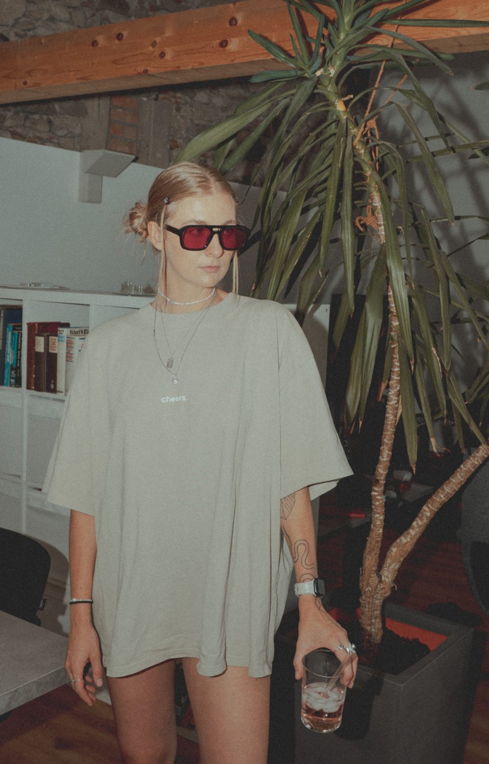 cheers · Oversized Unisex Shirt · steingrau