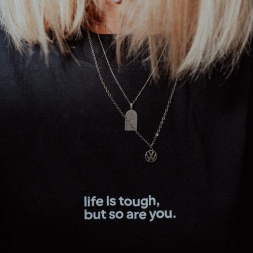TOUGH · Oversized Unisex Shirt · schwarz
