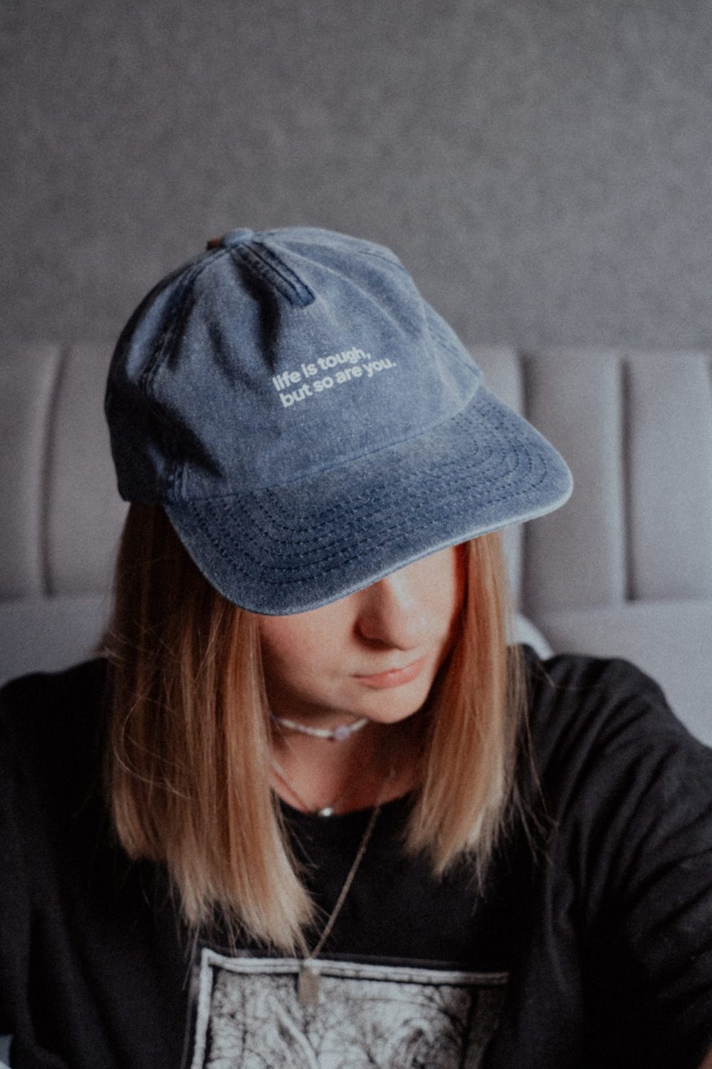 shop_produkt_cap-TOUGH_blau3_annahunger TOUGH · Vintage Cap · denim